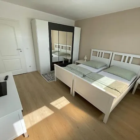 Ferienwohnung Mit Grossem Pool * Sulzbach am Main